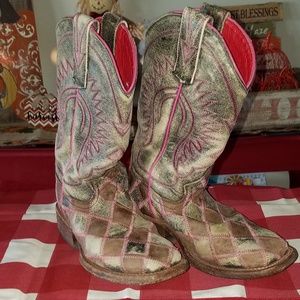 Girls Macie Bean Boots Size 13